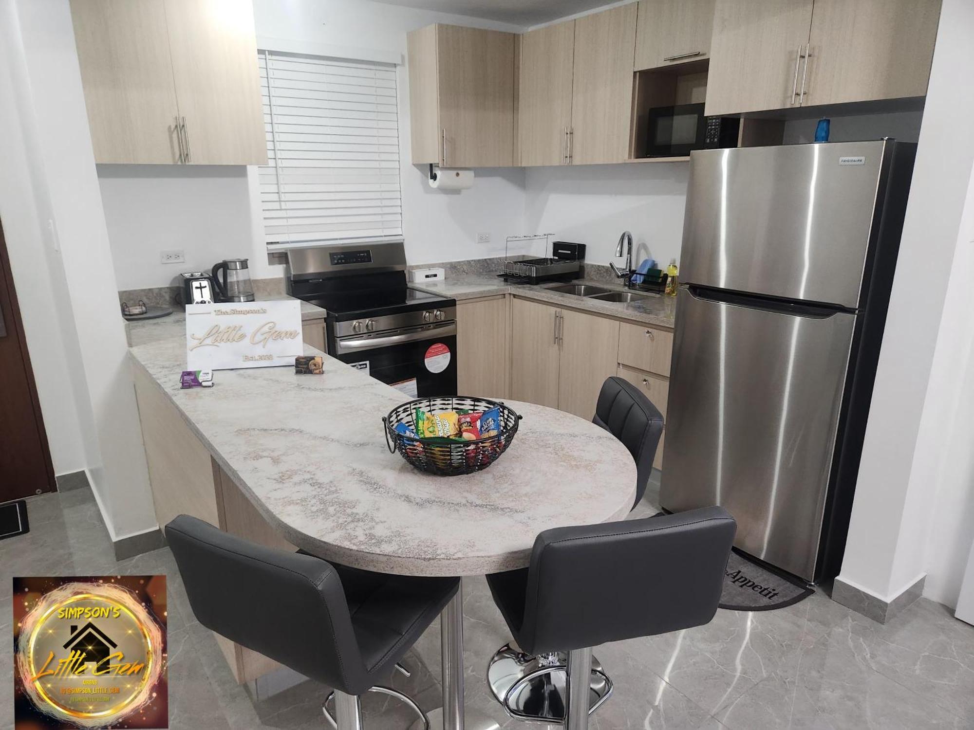 Simpson'S Little Gem Apartment Kingston Bagian luar foto